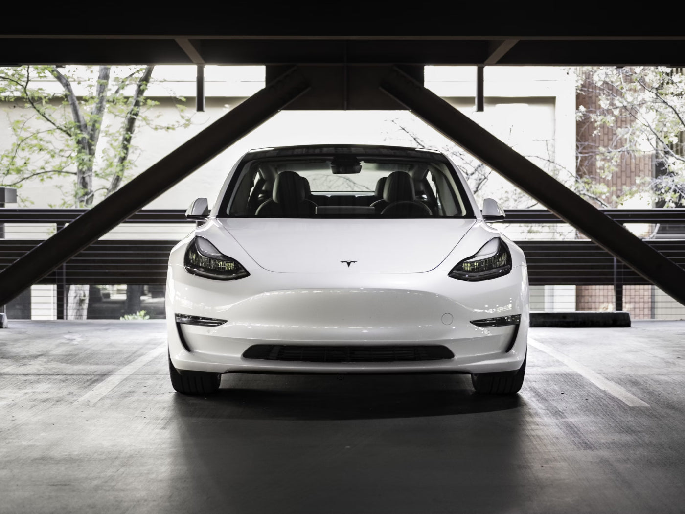 Tesla – die Schattenseiten des E-Auto-Herstellers